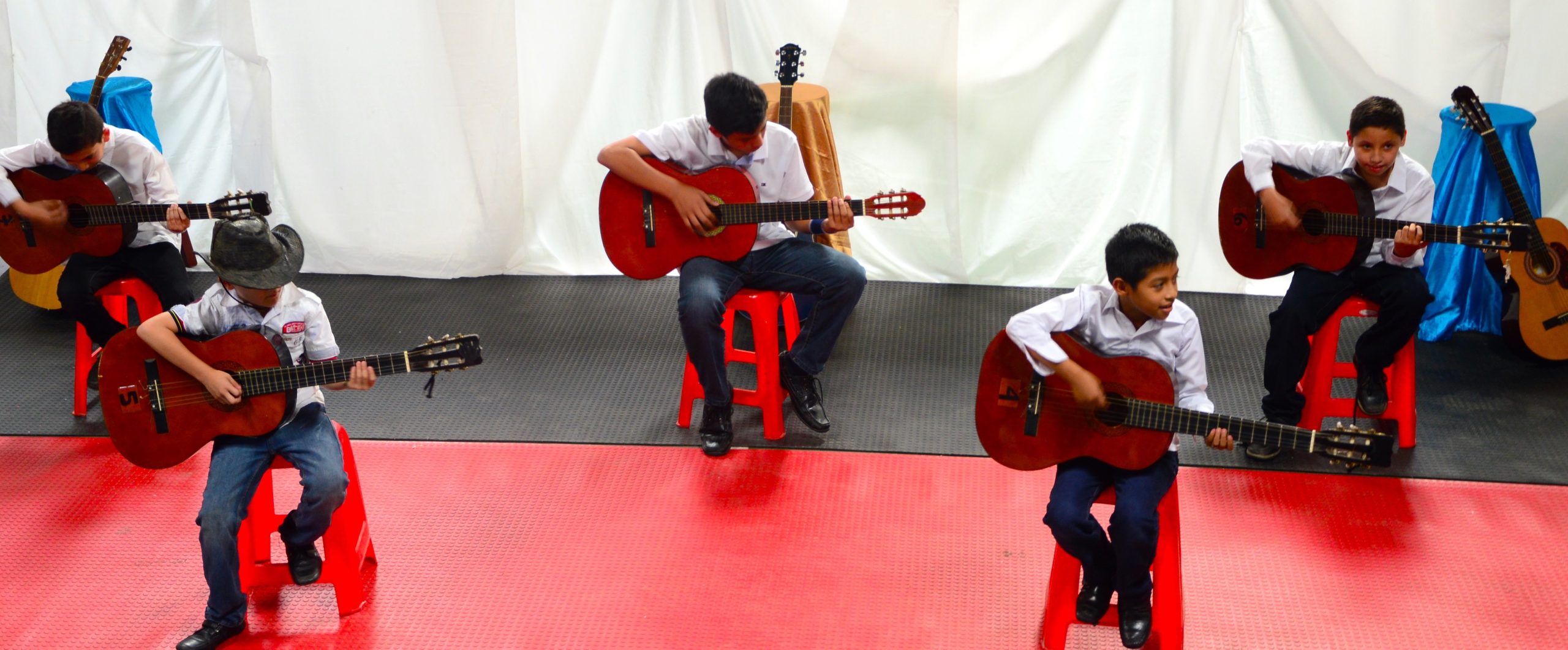 Guitarra Acústica